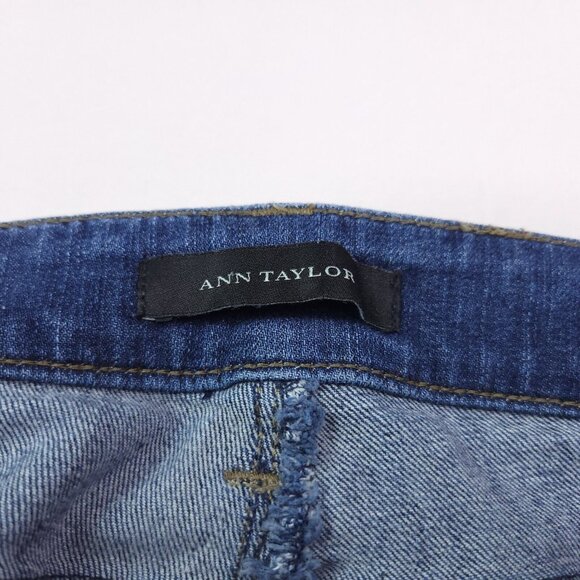 Ann Taylor The Slim Boyfriend Jeans 10 Low Rise Blue Denim Raw Hem Stretch - Picture 7 of 8